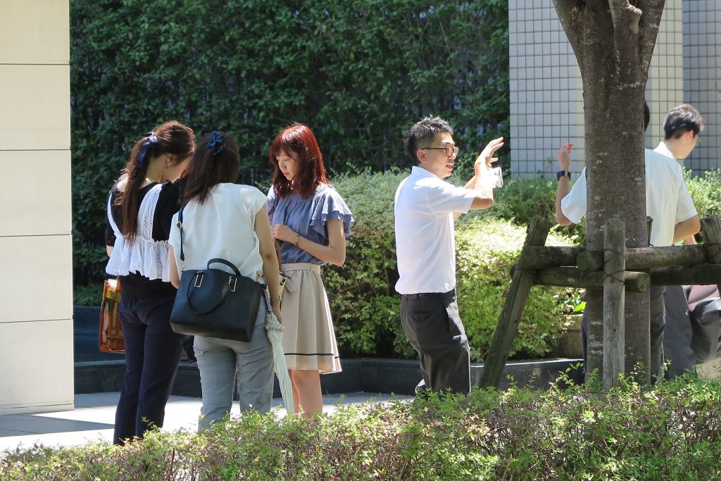 愛知県警さん、愛知工業大学名電高等学校さんとパンフレットに使う写真を撮影しました。